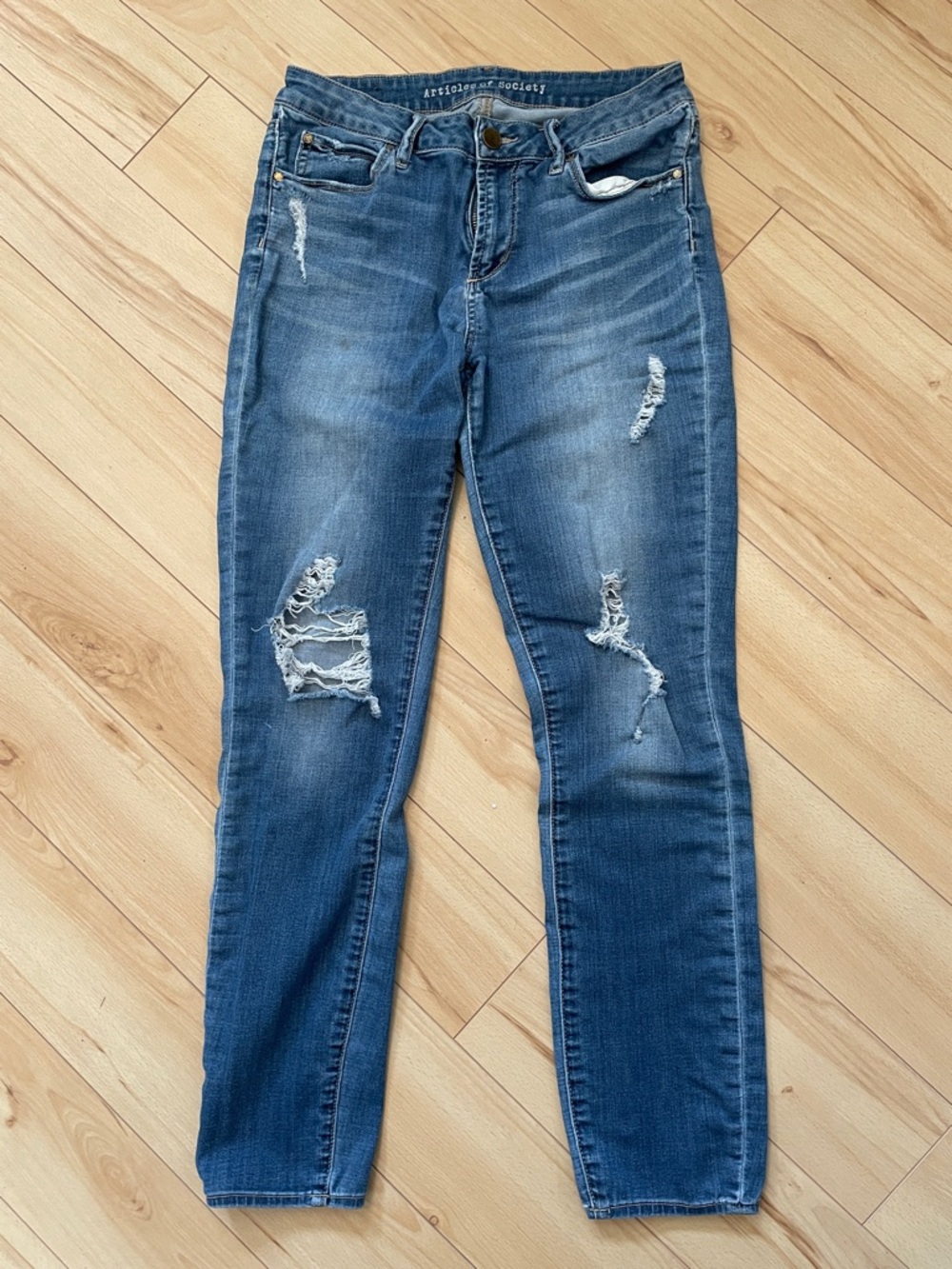Articles Of Society Women’s Sz28 Distressed Light Skinny Jeans